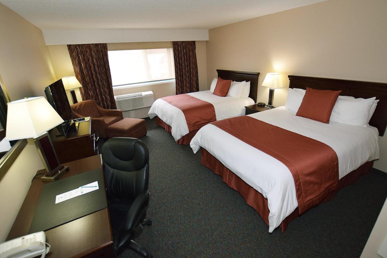 Lakeland Inn Hotel Cold Lake Buitenkant foto