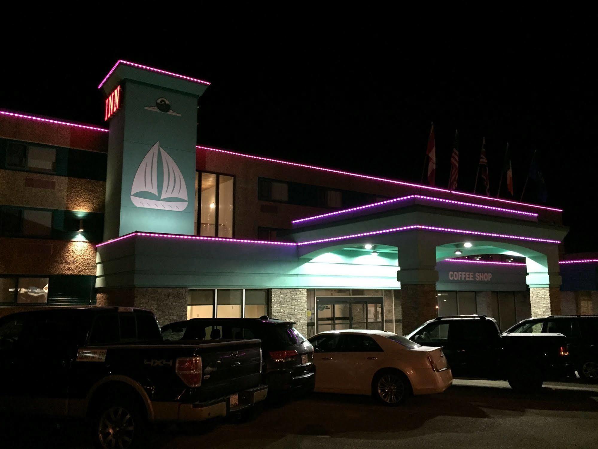 Lakeland Inn Hotel Cold Lake Buitenkant foto